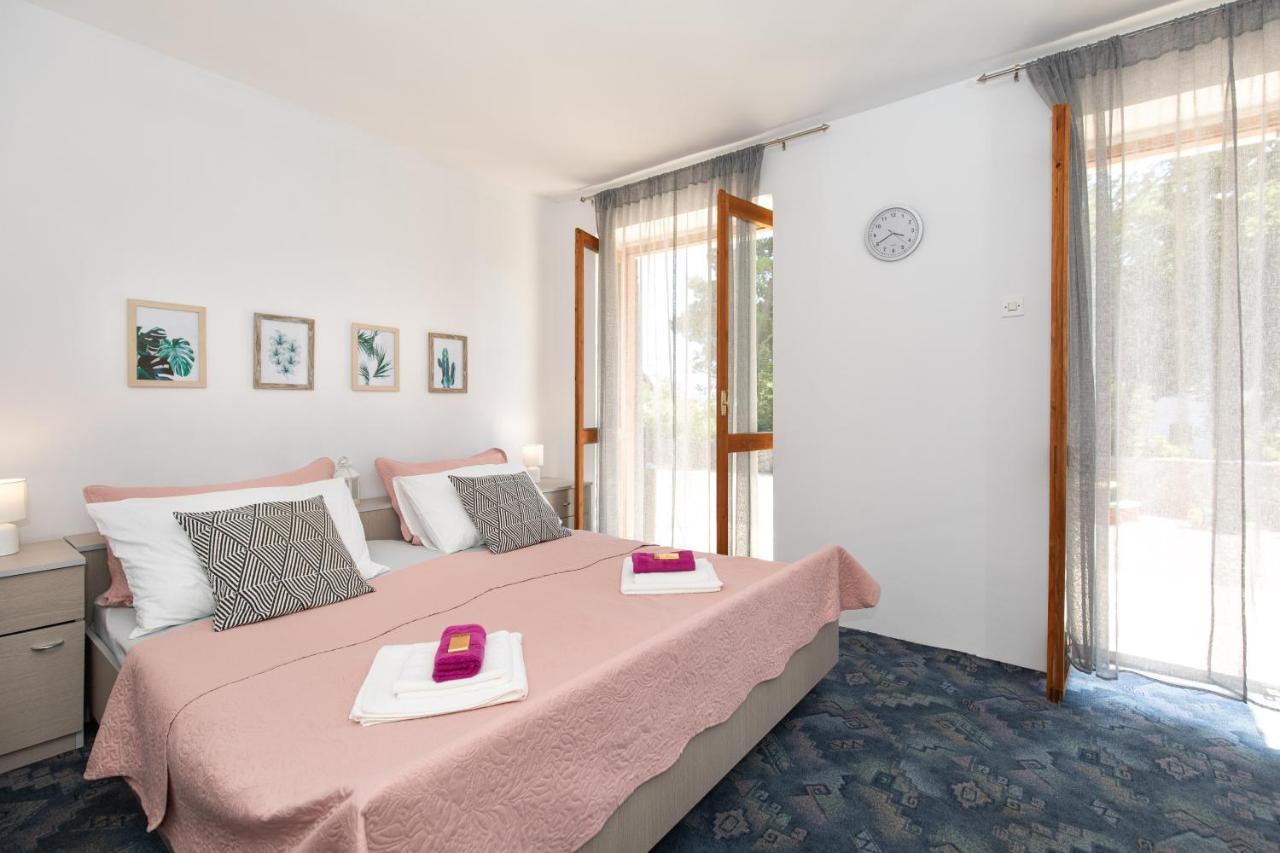 קריקווניצה Apartment Lora מראה חיצוני תמונה