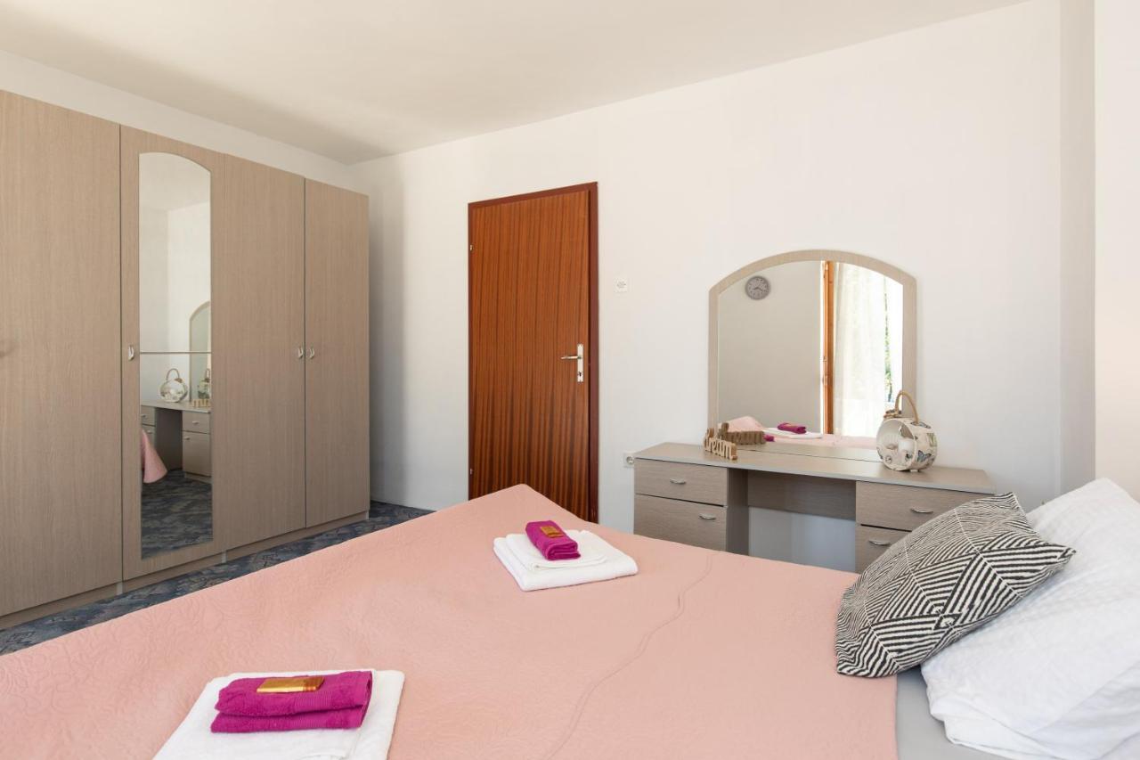 קריקווניצה Apartment Lora מראה חיצוני תמונה